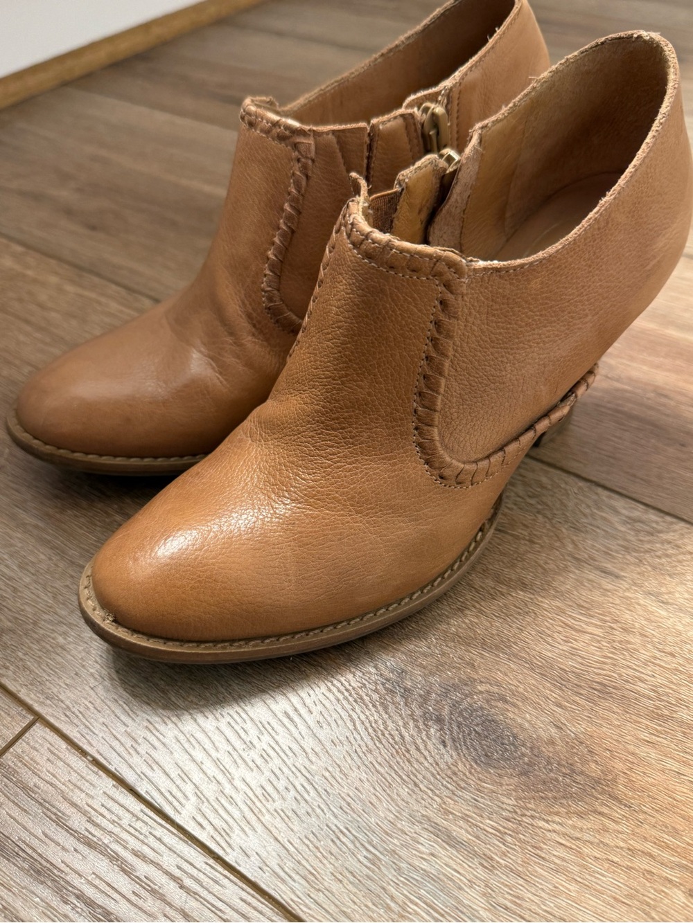 Jack Rogers Cognac Leather Slip-On Mules